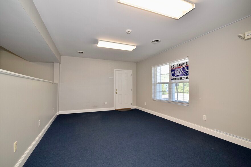More Photos Of 7204 Executive Pky, House Springs Medical For Lease