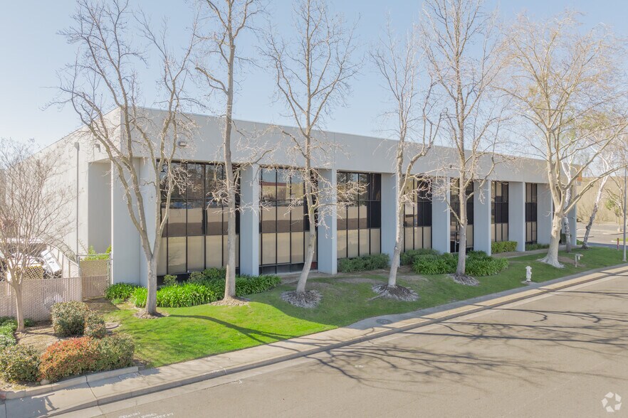 Primary Photo Of 11370 Sunrise Park Dr, Rancho Cordova Warehouse For Sale