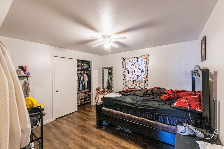 More Photos Of 1619 N 35th Ave, Melrose Park Apartments For Sale