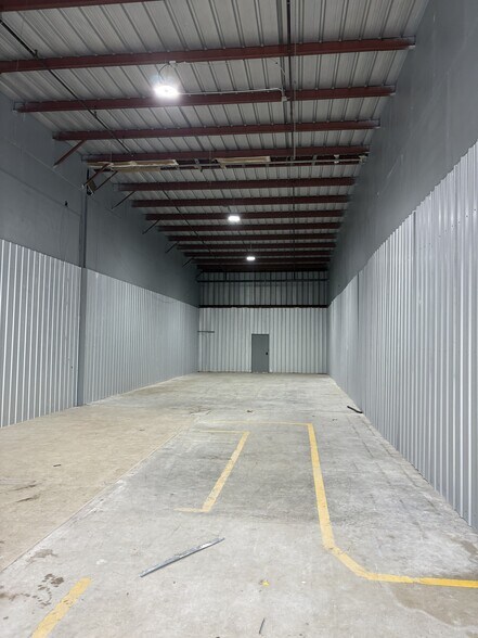 Primary Photo Of 5904 Financial Plz, Shreveport Industrial For Lease