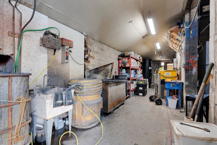 More Photos Of 148 Lynhurst Ave, Staten Island General Retail For Sale