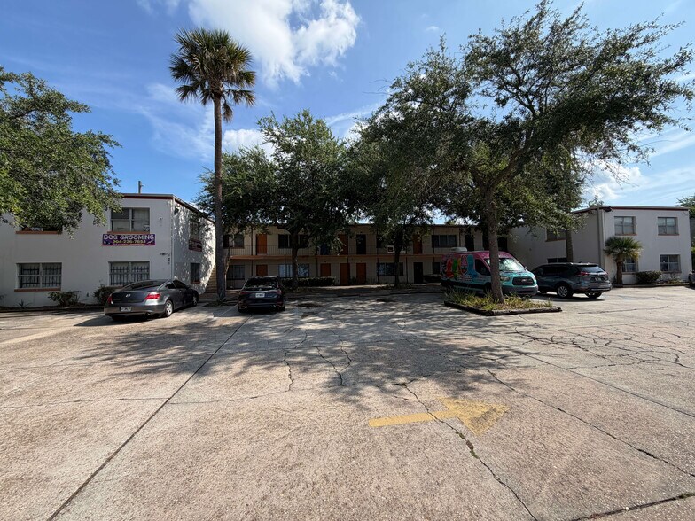 More Photos Of 121 E 8th St, Jacksonville Storefront Retail Office For Sale