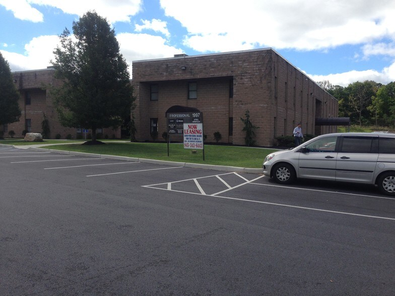 More Photos Of 1997 Route 17 M, Goshen Office For Lease