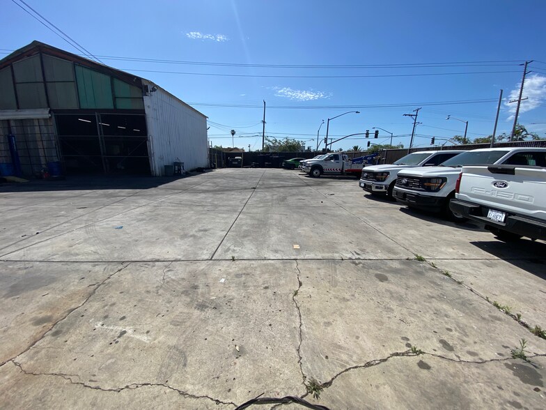 More Photos Of 7620 North Ave, Lemon Grove Service For Lease