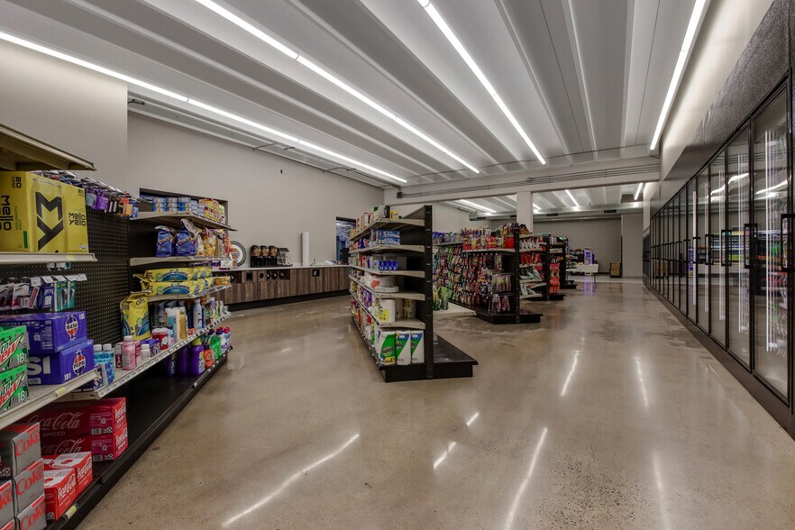 More Photos Of 1124 Hammond Ave, Rice Lake Freestanding For Lease