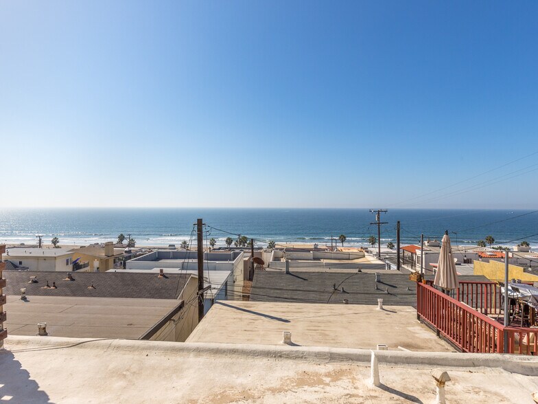 More Photos Of 4005 Highland Ave, Manhattan Beach Storefront Retail Office For Lease