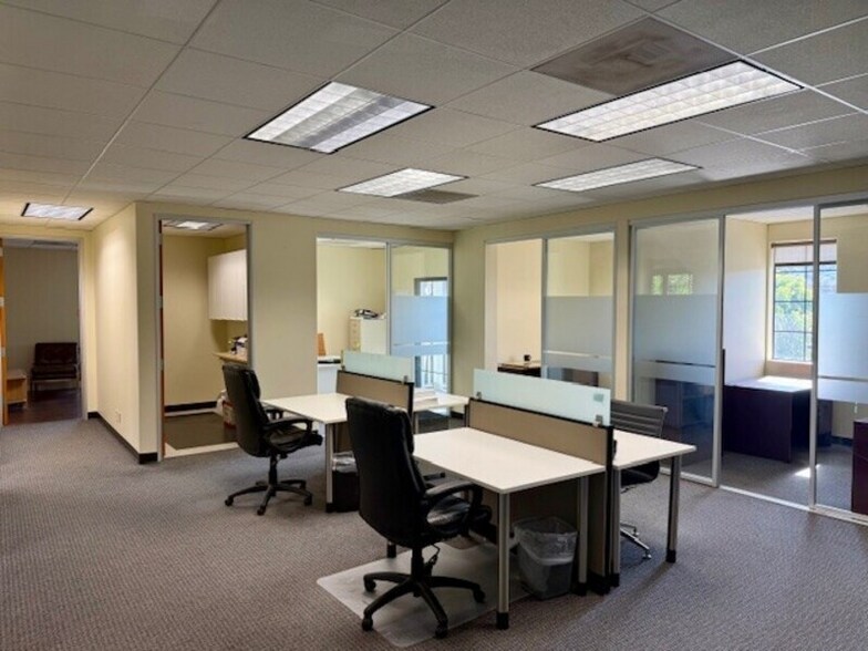 More Photos Of 14101 Valleyheart Dr, Sherman Oaks Office For Lease