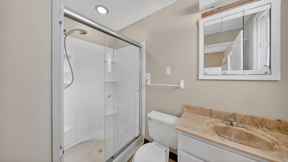 More Photos Of 29369 Lorain Rd, North Olmsted Flex For Sale