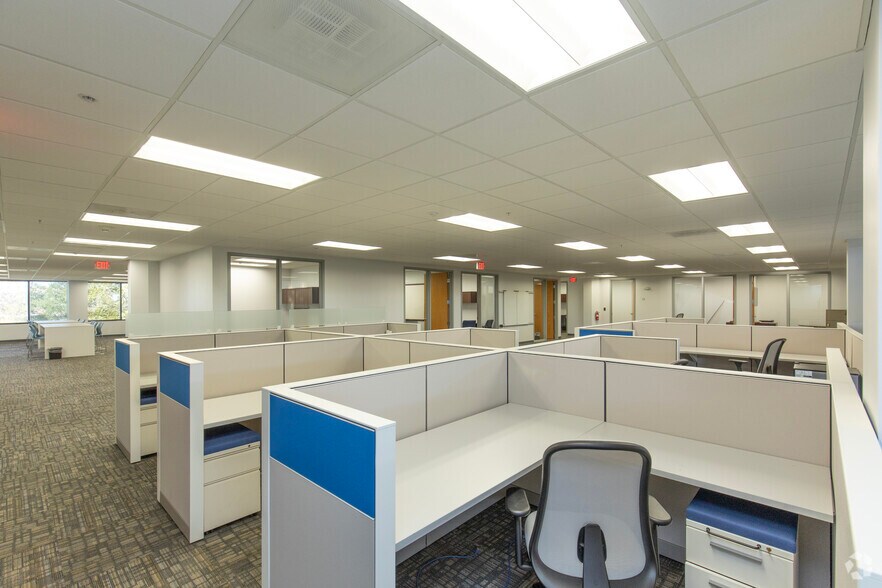 More Photos Of 5404 Cypress Center Dr, Tampa Unknown For Lease