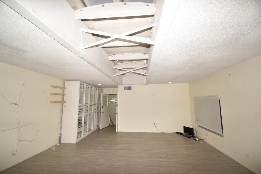 More Photos Of 1804 Texas Ave, El Paso Freestanding For Lease