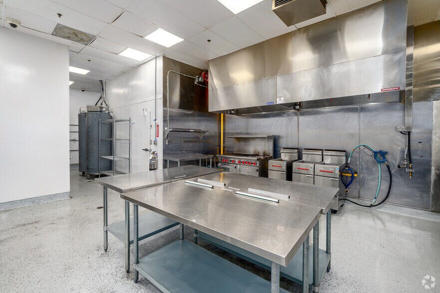 More Photos Of 1520 N Mountain Ave, Ontario Unknown For Lease