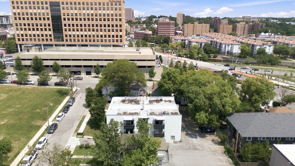 More Photos Of 4911 Walnut St, Kansas City Apartments For Sale