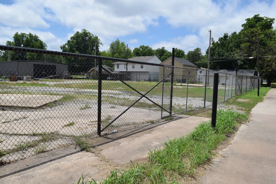 More Photos Of 3rd & Lowry, Stillwater Land For Sale