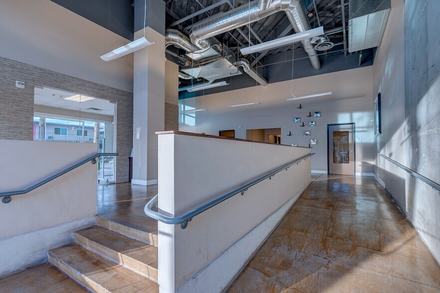 More Photos Of 200 Hoover Ave, Las Vegas Apartments For Lease