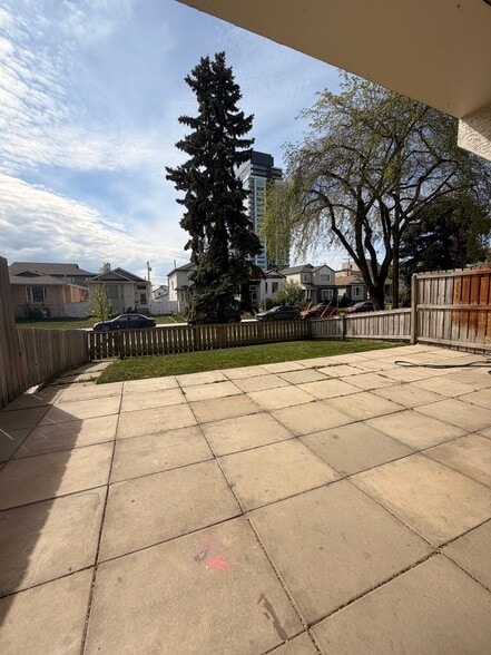More Photos Of 9342 103rd Ave NW, Edmonton Apartments For Sale