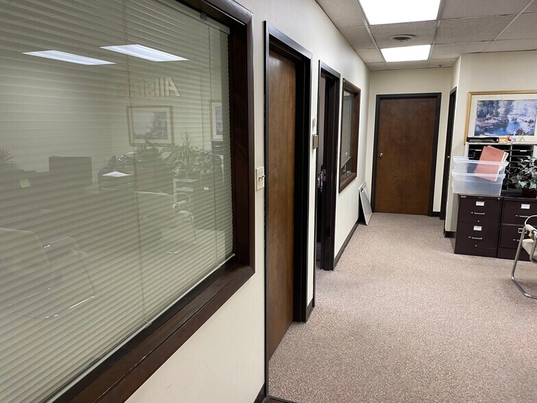 More Photos Of 9999 W Roosevelt Rd, Westchester Office For Sale