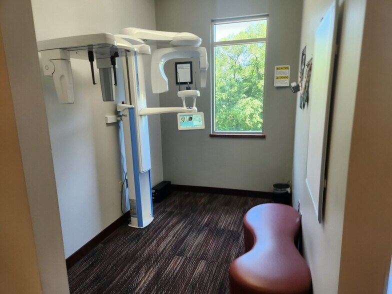 More Photos Of 3340 Sherman Ct, Eagan Medical For Sale