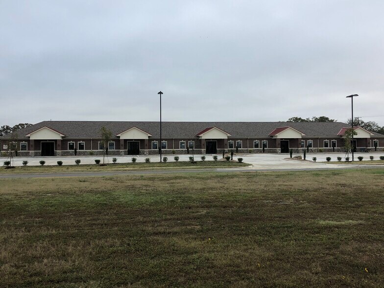 More Photos Of 685 Shelby Trl, Conway Office For Lease