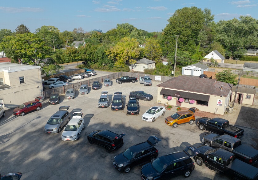 More Photos Of 4760-4764 N High St, Columbus Storefront Retail Residential For Sale