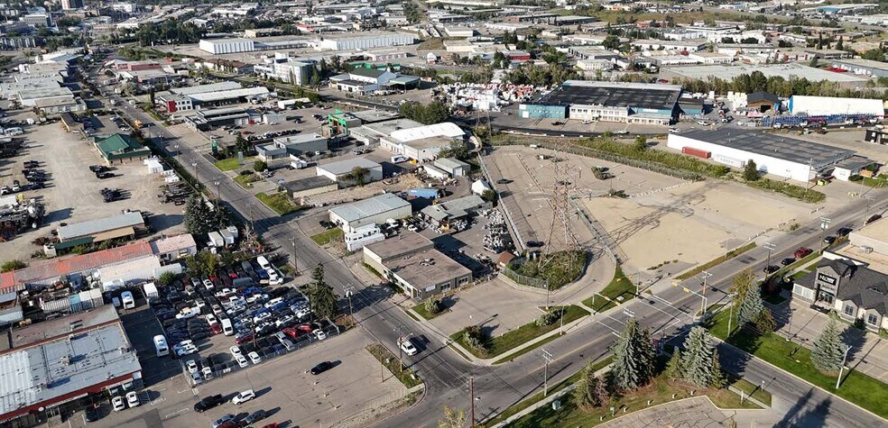 More Photos Of 5010 1st St SE, Calgary Showroom For Sale