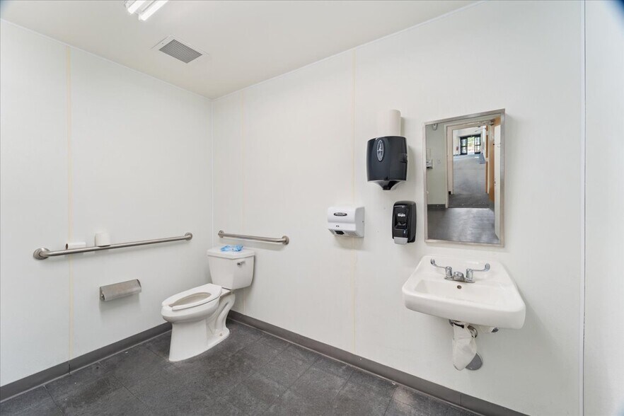 More Photos Of 12750 S Military Trl, Boynton Beach Drugstore For Sale