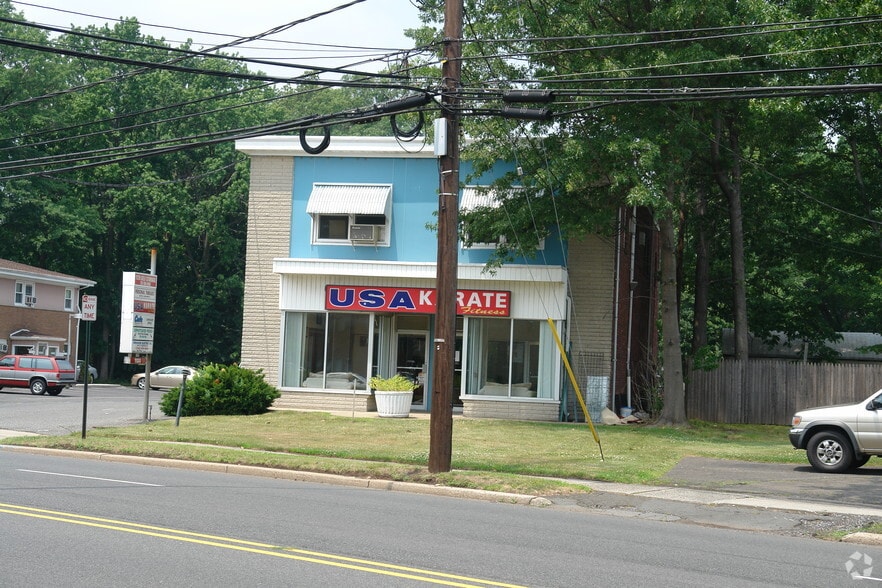 More Photos Of 1120 Raritan Rd, Clark Unknown For Lease