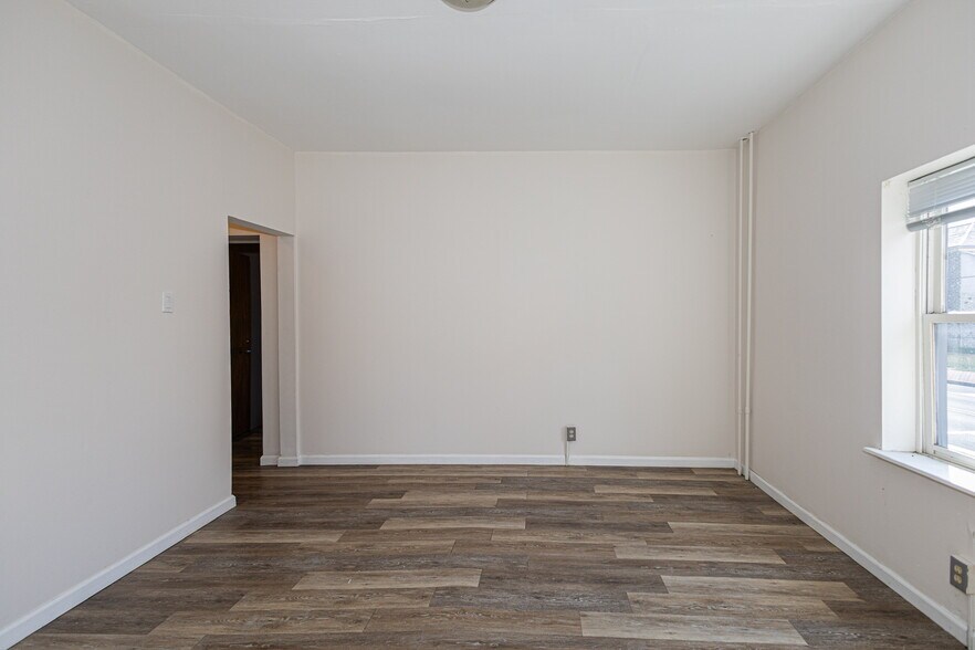 More Photos Of 215 High St, Mount Holly Office Residential For Lease