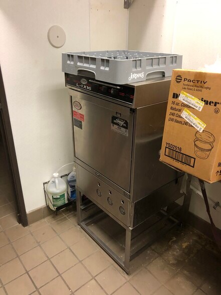 More Photos Of 501-561 New Los Angeles Ave, Moorpark Unknown For Lease