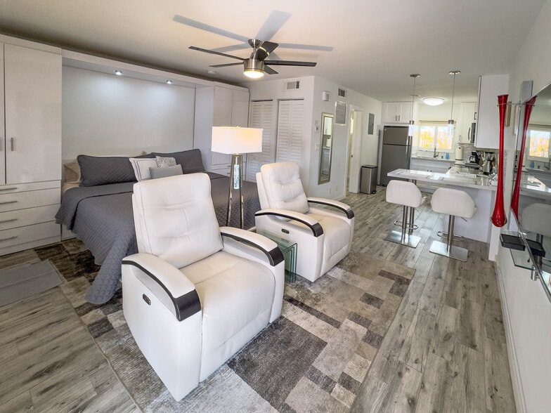 More Photos Of 605 S Riverside Dr, Pompano Beach Apartments For Sale