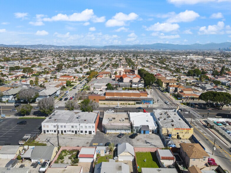More Photos Of 2214-2218 W Florence Ave, Los Angeles Storefront For Lease