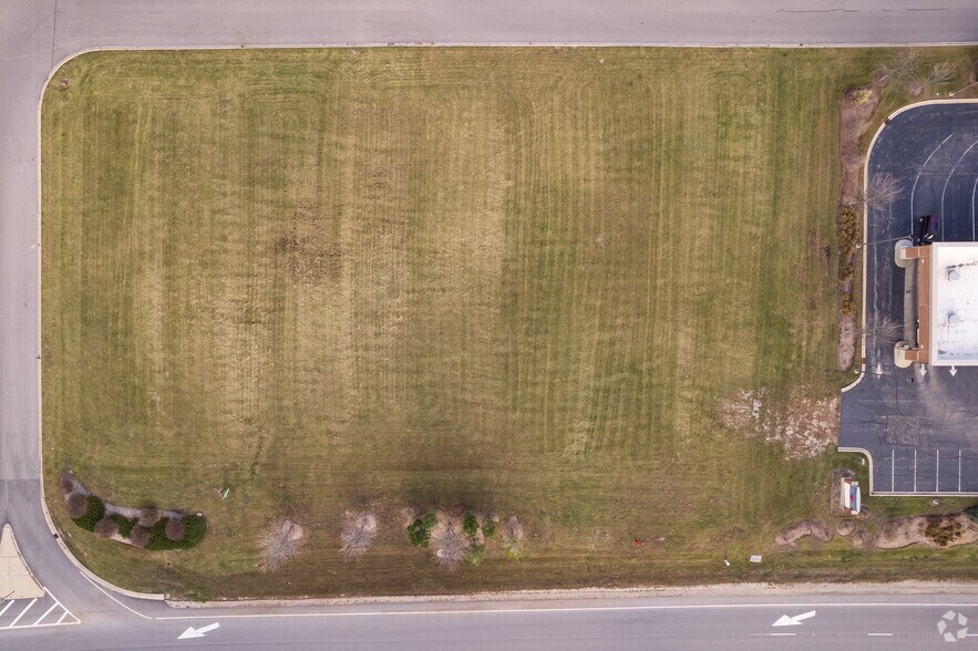 Primary Photo Of 3262 W Il 60 Rt, Mundelein Land For Sale