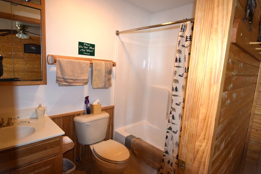 More Photos Of 109 Sinclair Rd, Sinclair Sports And Entertainment For Sale