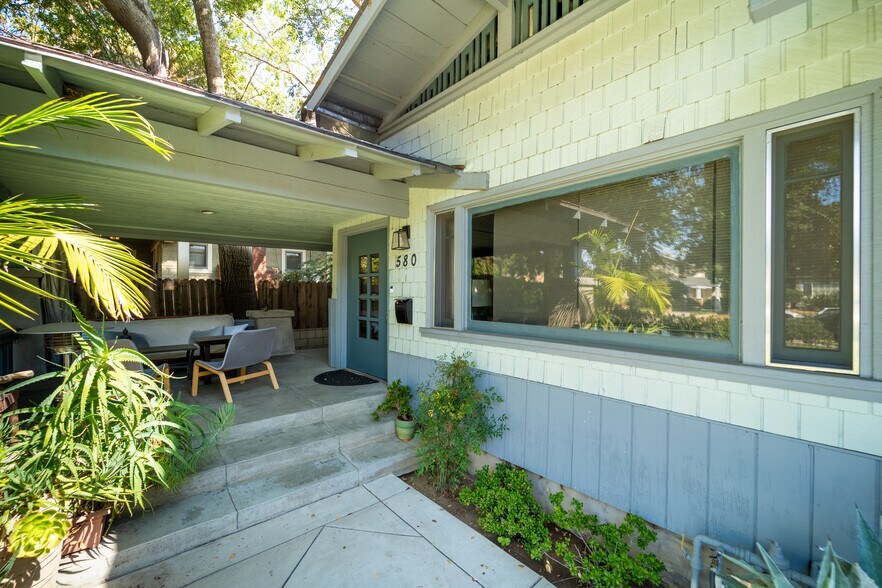 More Photos Of 580 N Holliston Ave, Pasadena Apartments For Sale