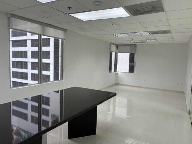More Photos Of 1000 brickell Ave, Miami Office For Lease