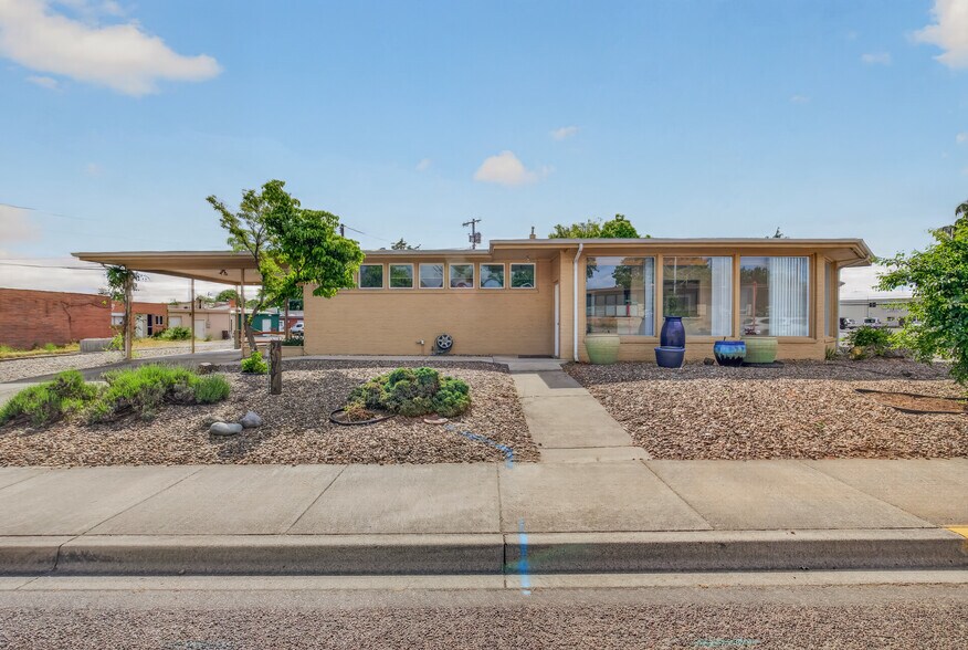 More Photos Of 619 Diagonal St, Clarkston Medical For Sale