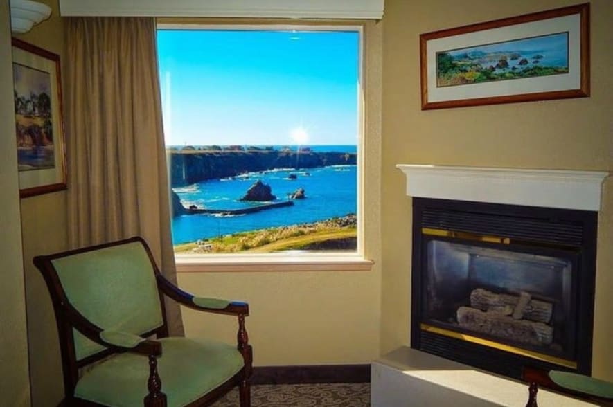 More Photos Of 1005 S Main St, Fort Bragg Hotel For Sale