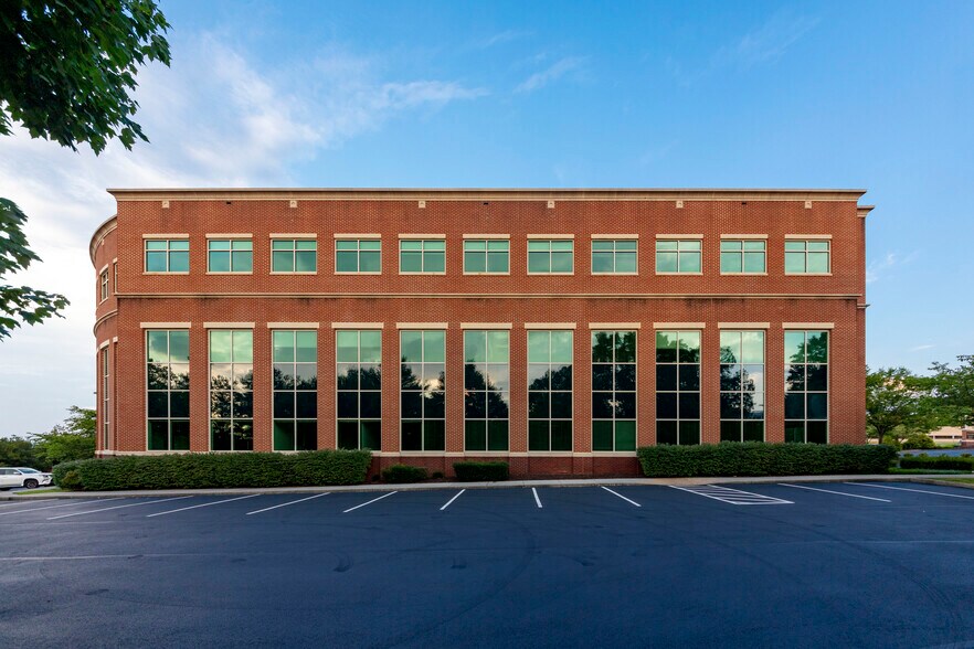 More Photos Of 2800 Keagy Rd, Salem Medical For Lease