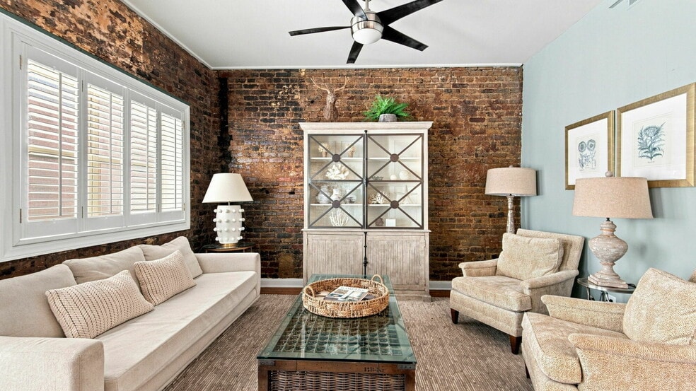 More Photos Of 304 S Gay St, Knoxville Office Residential For Sale