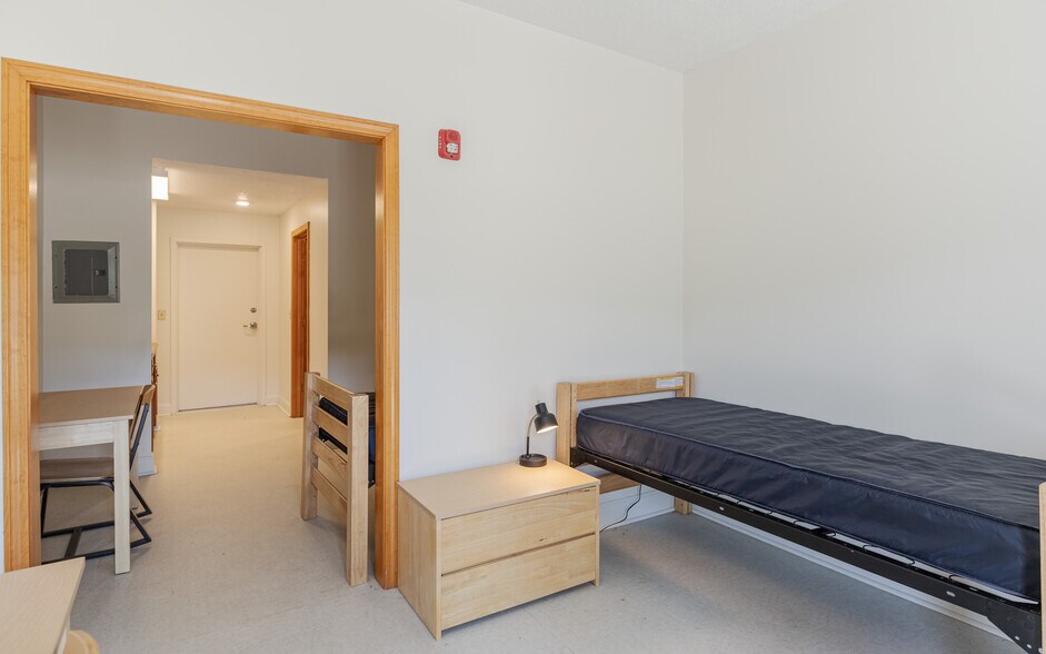 More Photos Of 608 Francestown Rd, Bennington Apartments For Sale
