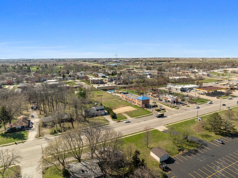 More Photos Of 1515 N Main St, Normal Land For Sale