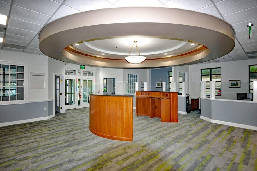 More Photos Of 12100 Annapolis Rd, Glenn Dale Bank For Sale