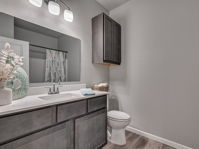 More Photos Of Josie Circle, Midwest City Apartments For Sale