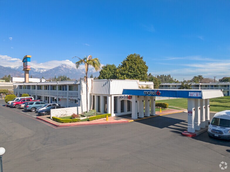 More Photos Of 840 S Indian Hill Blvd, Claremont Hotel For Sale