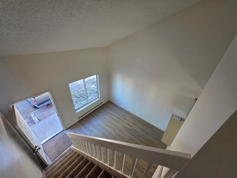 More Photos Of 129 Wellington St, Fountain Apartments For Sale