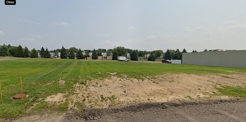 More Photos Of 2621 North Clairemont Ave, Eau Claire Land For Sale