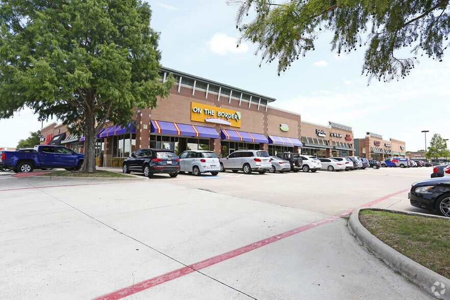 More Photos Of 5960-5976 W Parker Rd, Plano Unknown For Lease