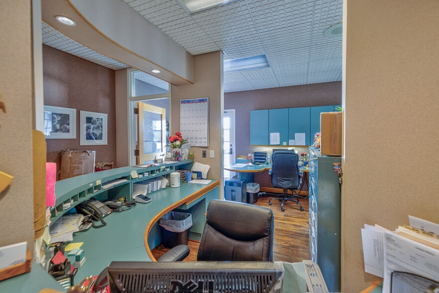 More Photos Of 16336 Whittier Blvd, Whittier Medical For Sale