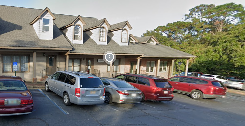 Primary Photo Of 6160 N Davis Hwy, Pensacola Medical For Sale