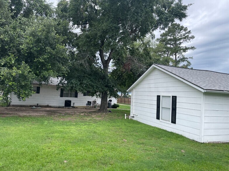 More Photos Of , Spring Unknown For Sale