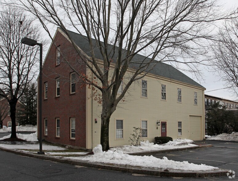 More Photos Of 28-34 Junction Sq, Concord Office For Lease
